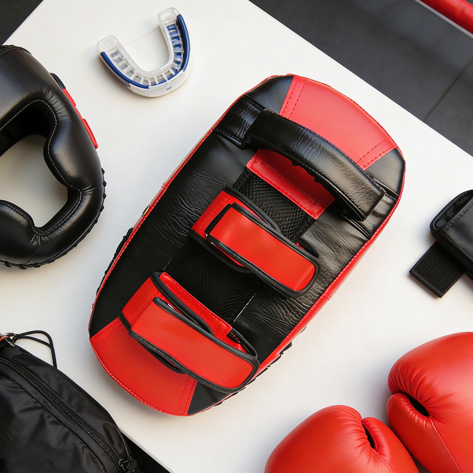 ボクシングパッド PUレザー製 カーブ型パンチング器具 格闘 - Home Gym Women のレビューと価格