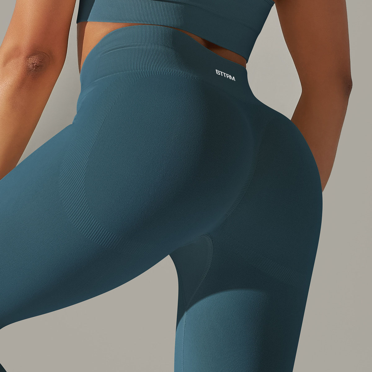 BetterMe 女性シームレスヨガパンツフィットネススポー - Home Gym With Leg Press のレビューと価格